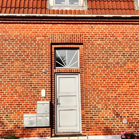 I Taet Pa Centrum Og Havn Appartement