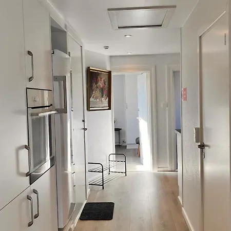 I Taet Pa Centrum Og Havn Apartment *